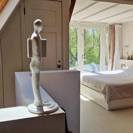 Loft With Parkside View 아파트